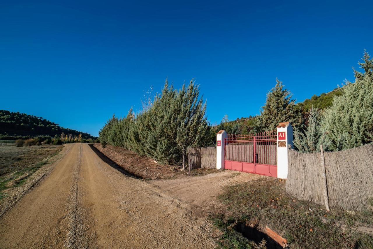 Casa Rural La Canadiense Log Cabin Guest House Buenache de la Sierra Exterior foto