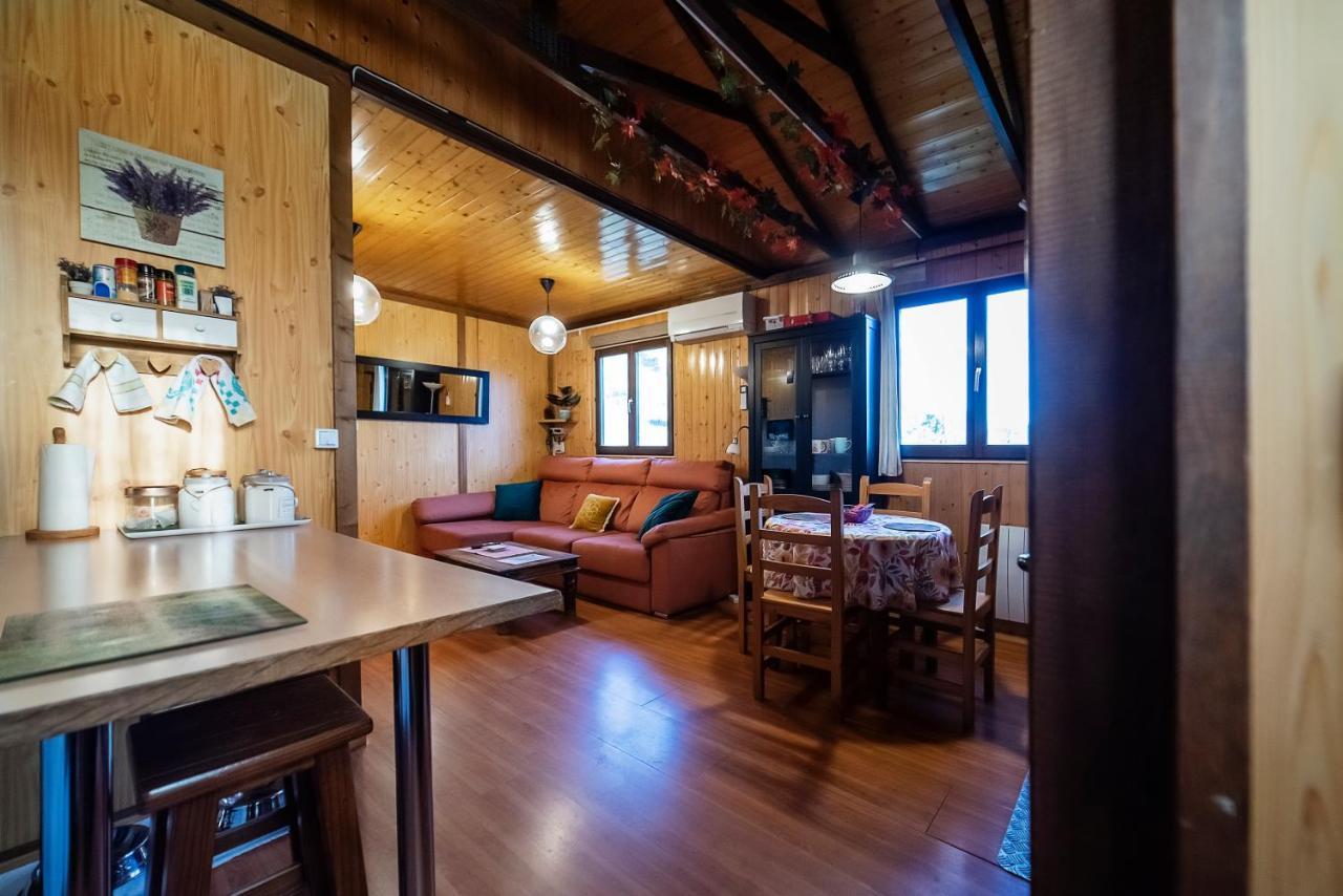 Casa Rural La Canadiense Log Cabin Guest House Buenache de la Sierra Exterior foto